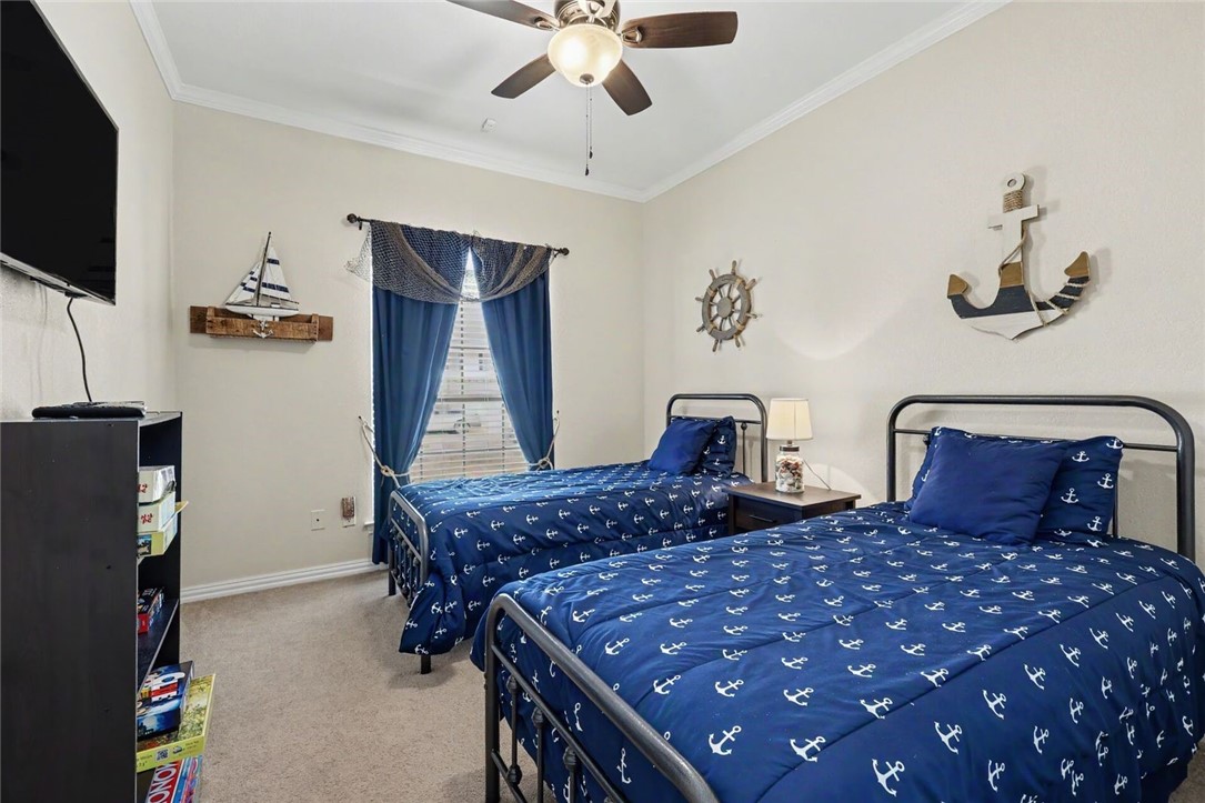 105 Windjammer St Property Photo 25