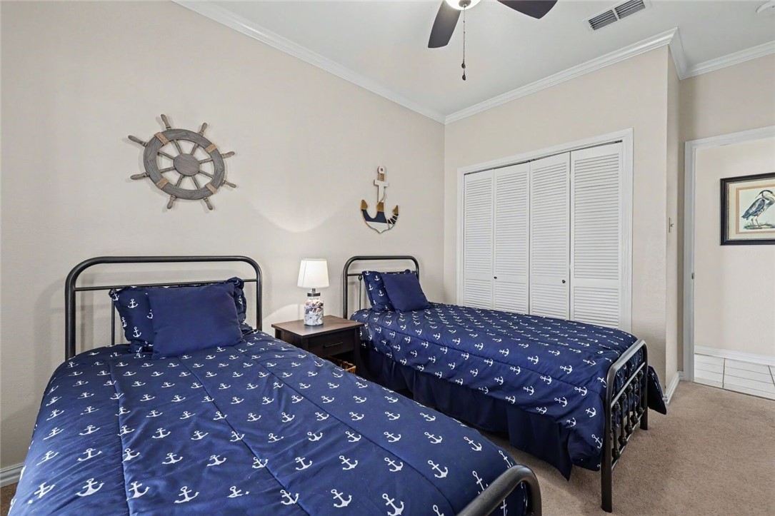105 Windjammer St Property Photo 26