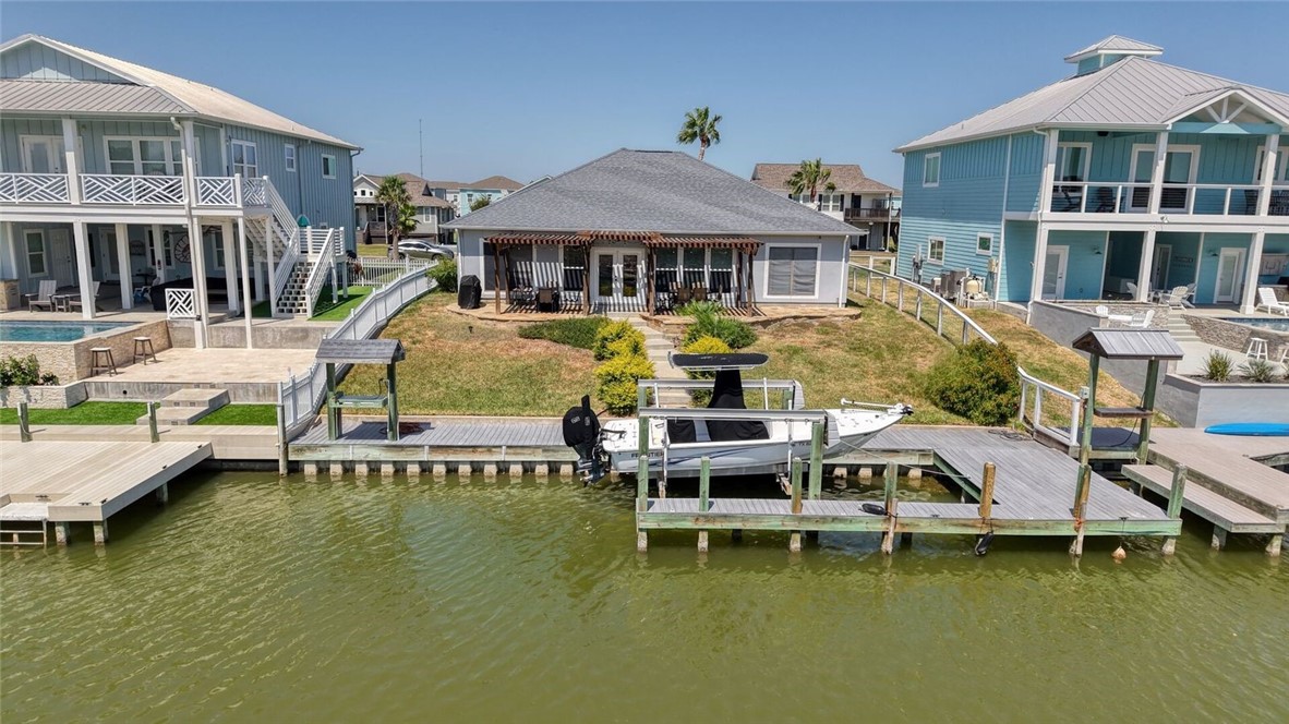 105 Windjammer St Property Photo 40
