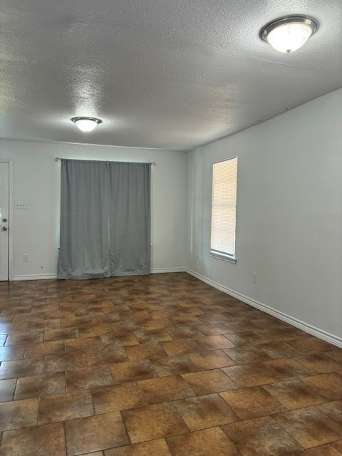 1240 E Nettie Ave Property Photo 8