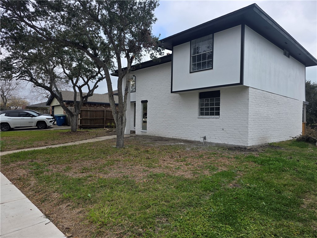 932 Waterview St Property Photo 2
