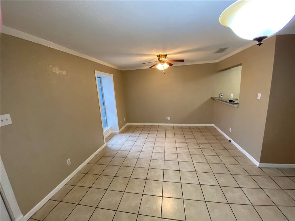 6702 Everhart H-108 Property Photo 2