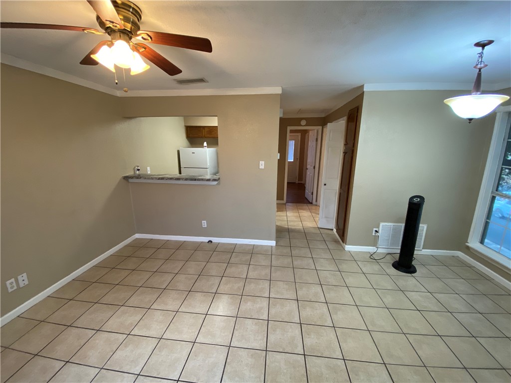 6702 Everhart H-108 Property Photo 4