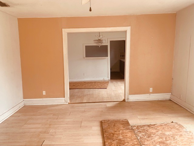 627 Southern St Property Photo 8