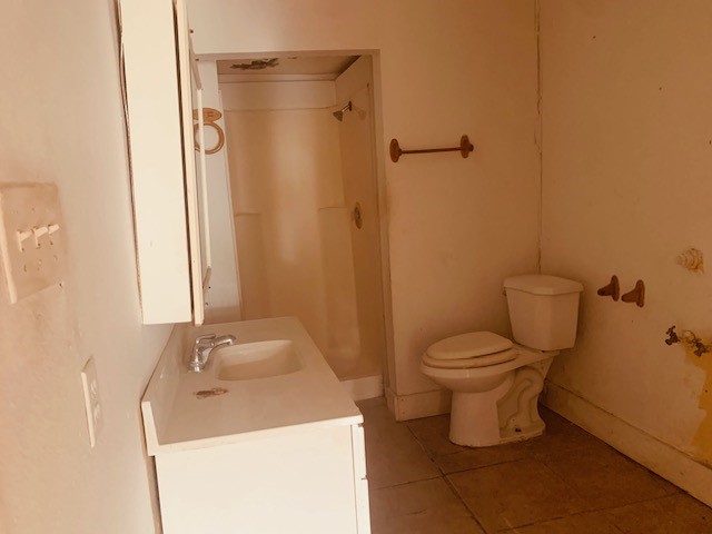 627 Southern St Property Photo 14