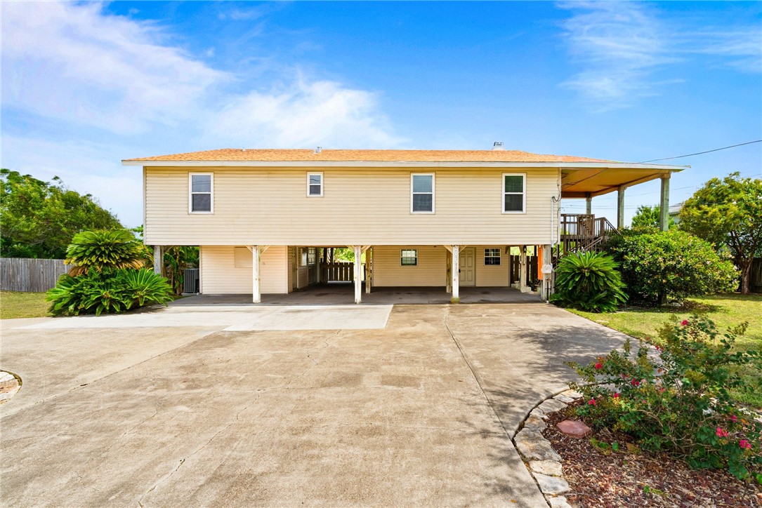 2825 Debra Lane Property Photo 1
