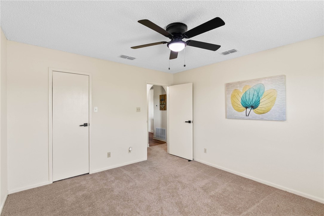 2825 Debra Lane Property Photo 16
