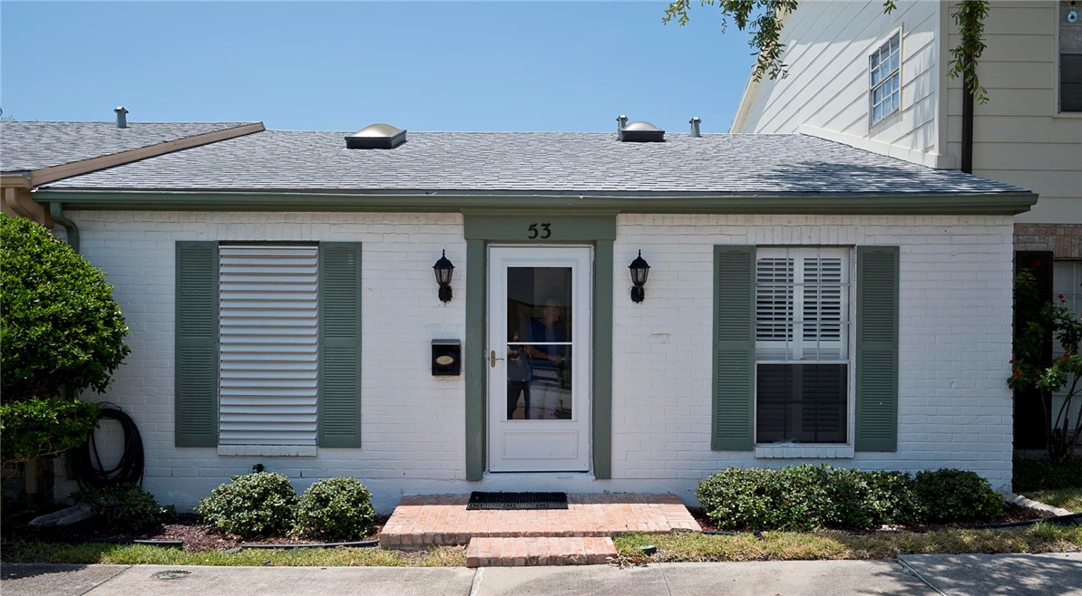 53 Townhouse Property Photo 1