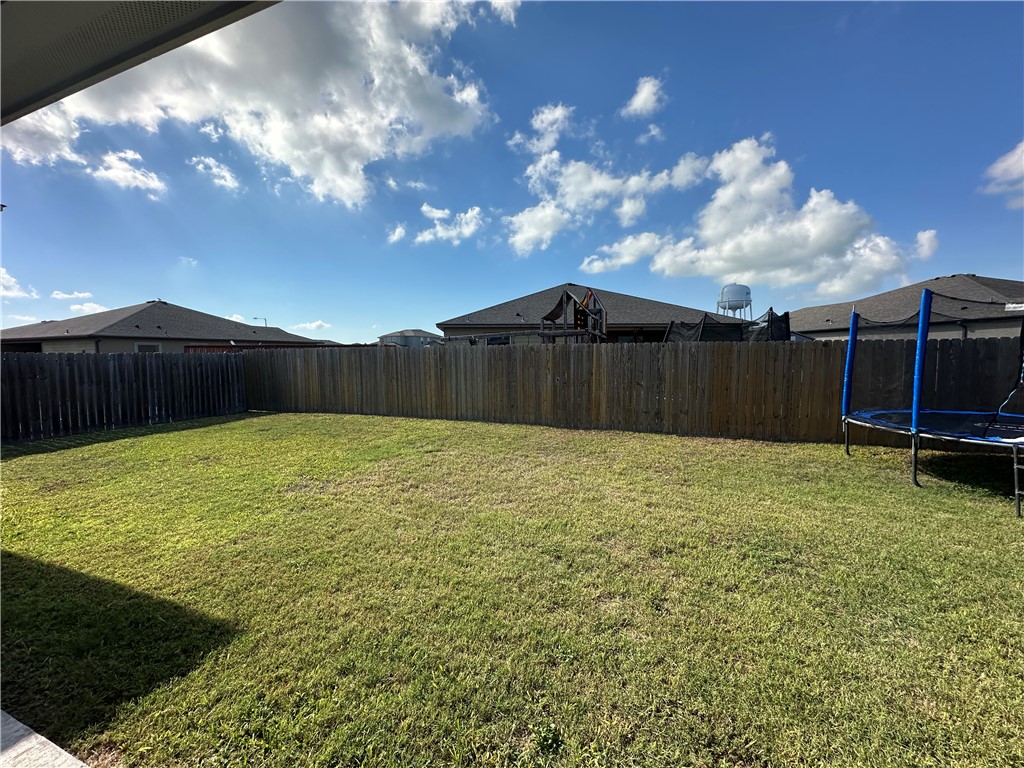 1807 Bay Landing Dr Property Photo 25