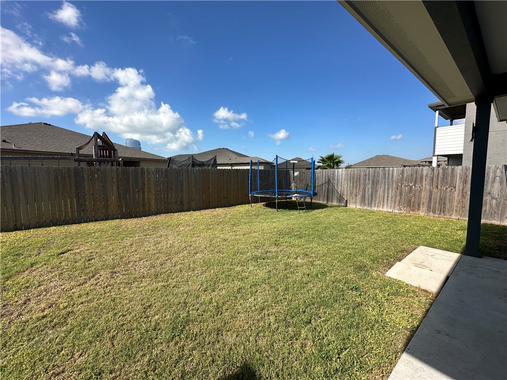 1807 Bay Landing Dr Property Photo 26