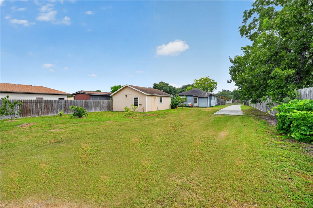 4905 Curtis Clark Dr Property Photo 24