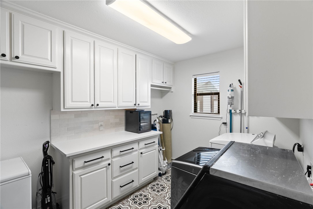 5821 Santa Clara Dr Property Photo 26