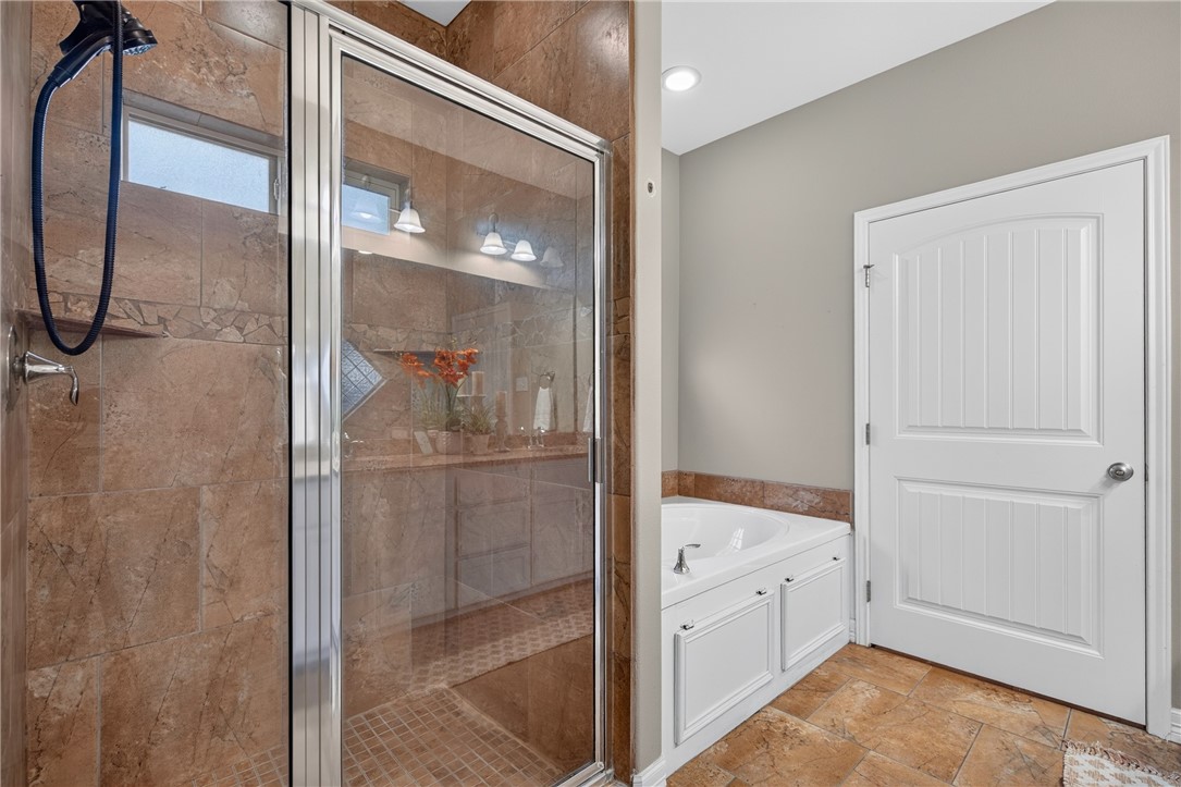 10317 Beverly Hills Dr Property Photo 24