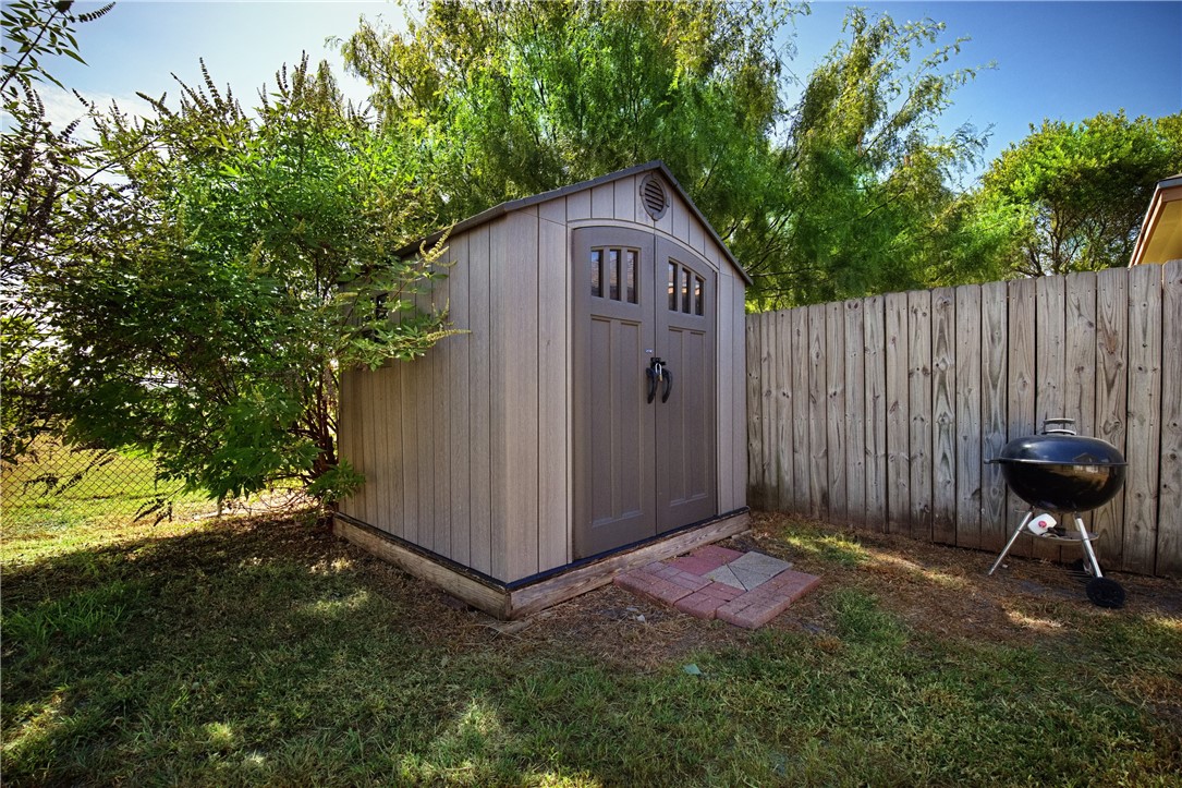 2011 Cottonwood Dr Property Photo 20