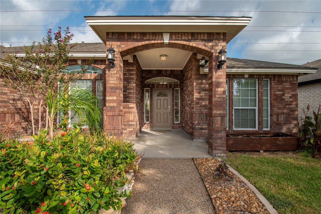 3445 Sterling Dr Property Photo 1