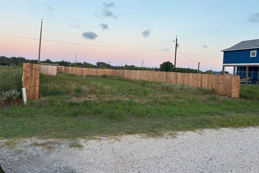 6 Bayview Property Photo 1