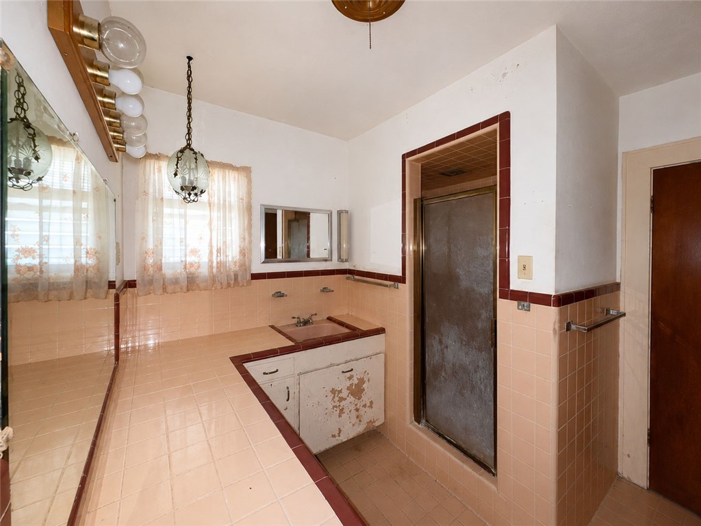 5637 Fm 893 Property Photo 14