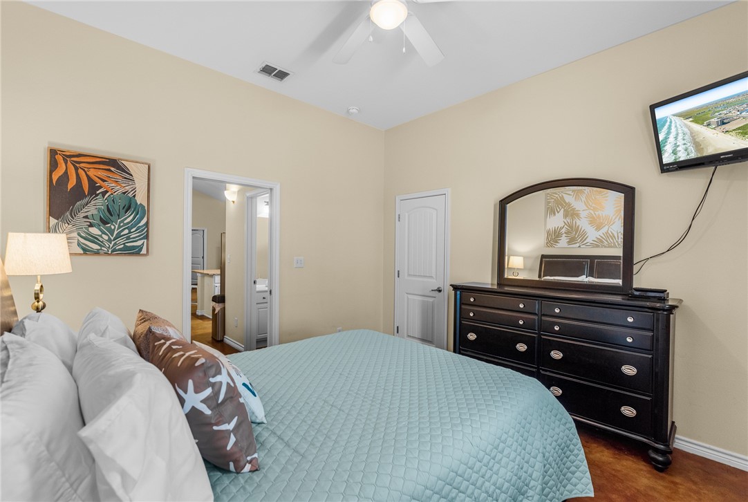 14209 Anegada Dr Property Photo 23