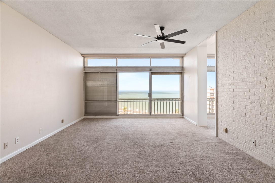 4600 Ocean Dr 906 Property Photo 6