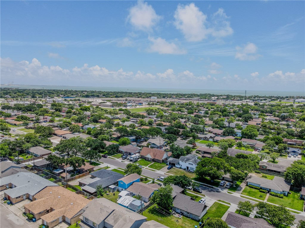 107 S Commonsway Dr Property Photo 22