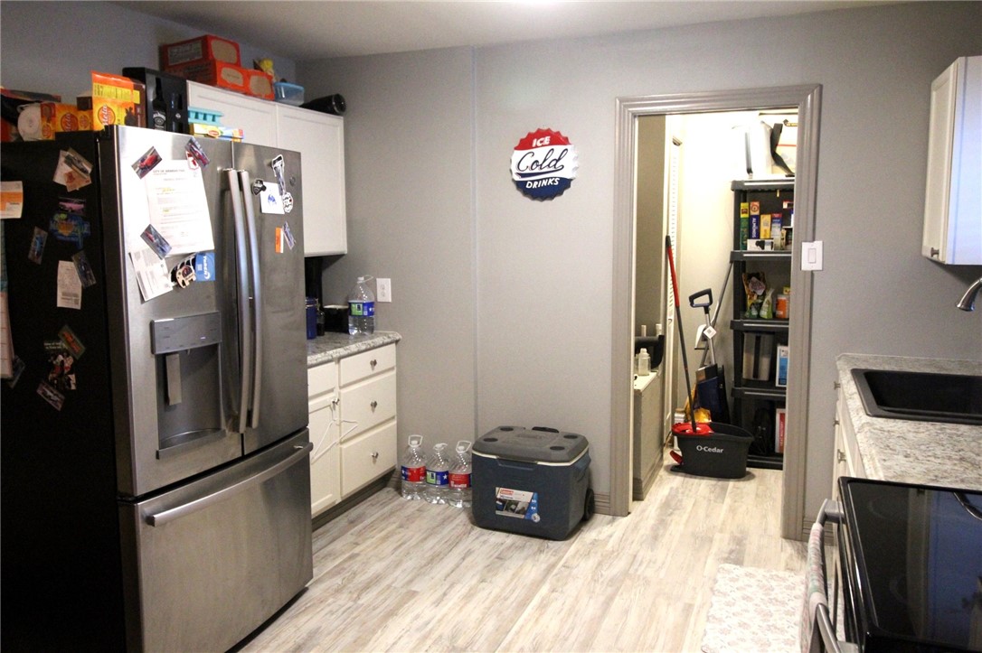 617 N Houston St Property Photo 6