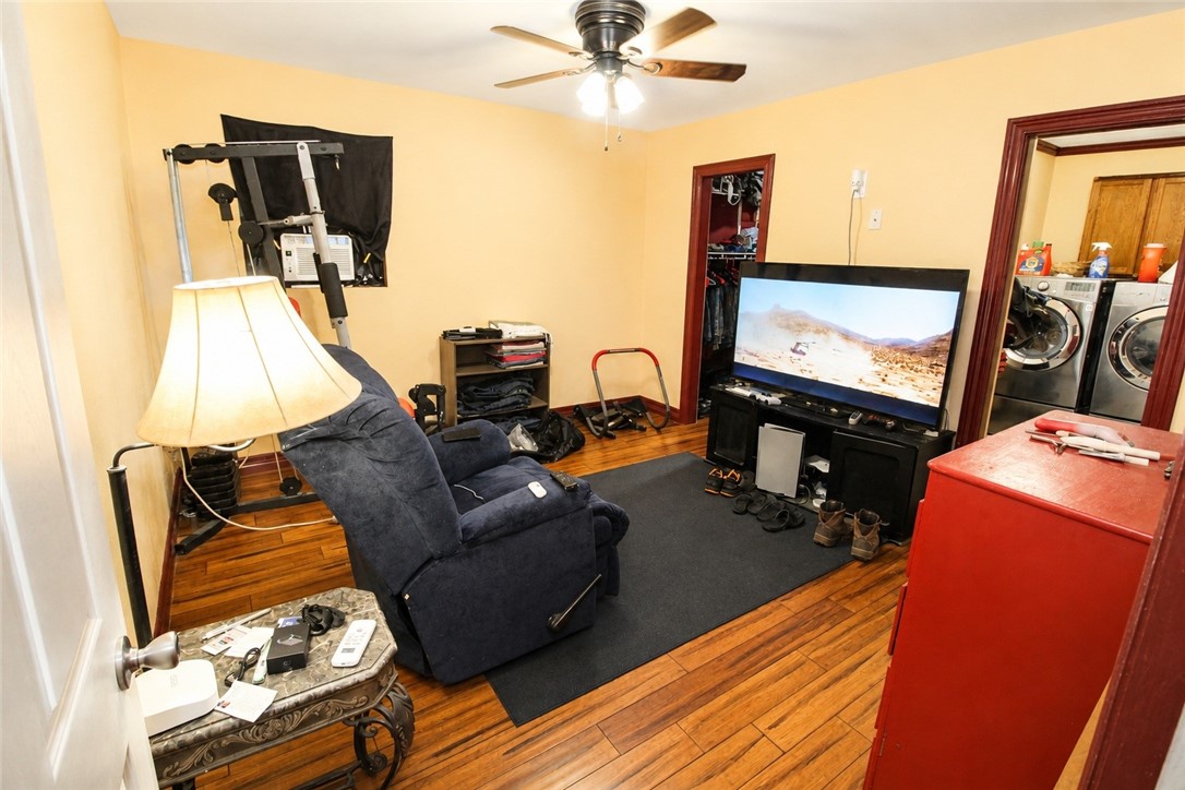 617 N Houston St Property Photo 16