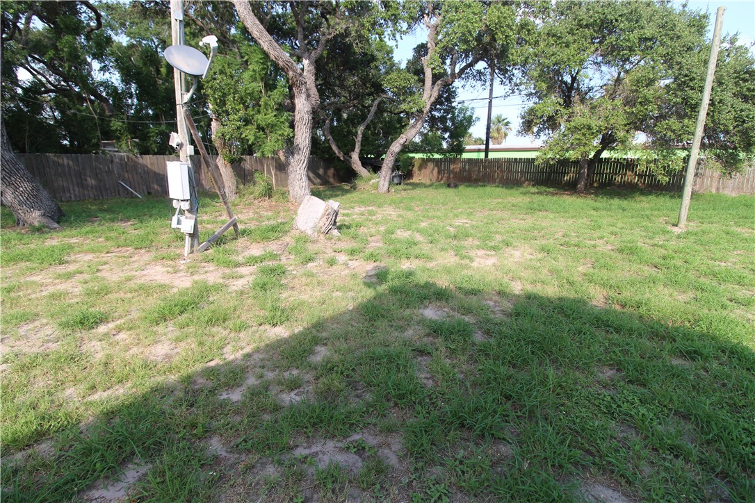 617 N Houston St Property Photo 25