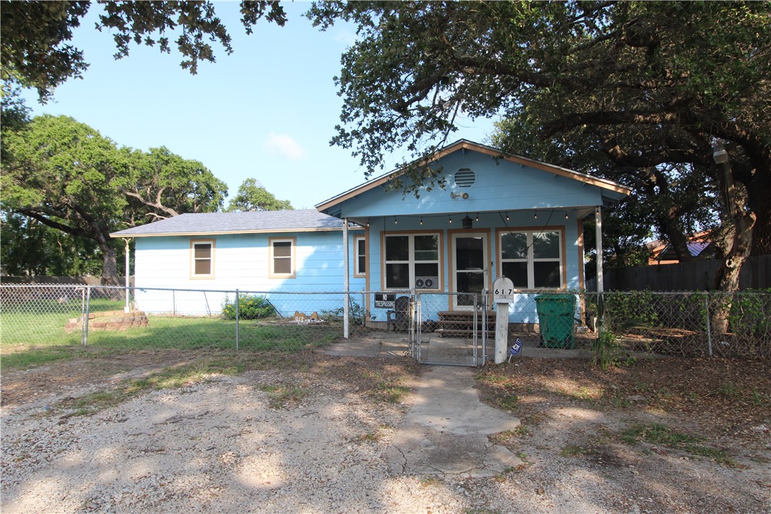 617 N Houston St Property Photo 31