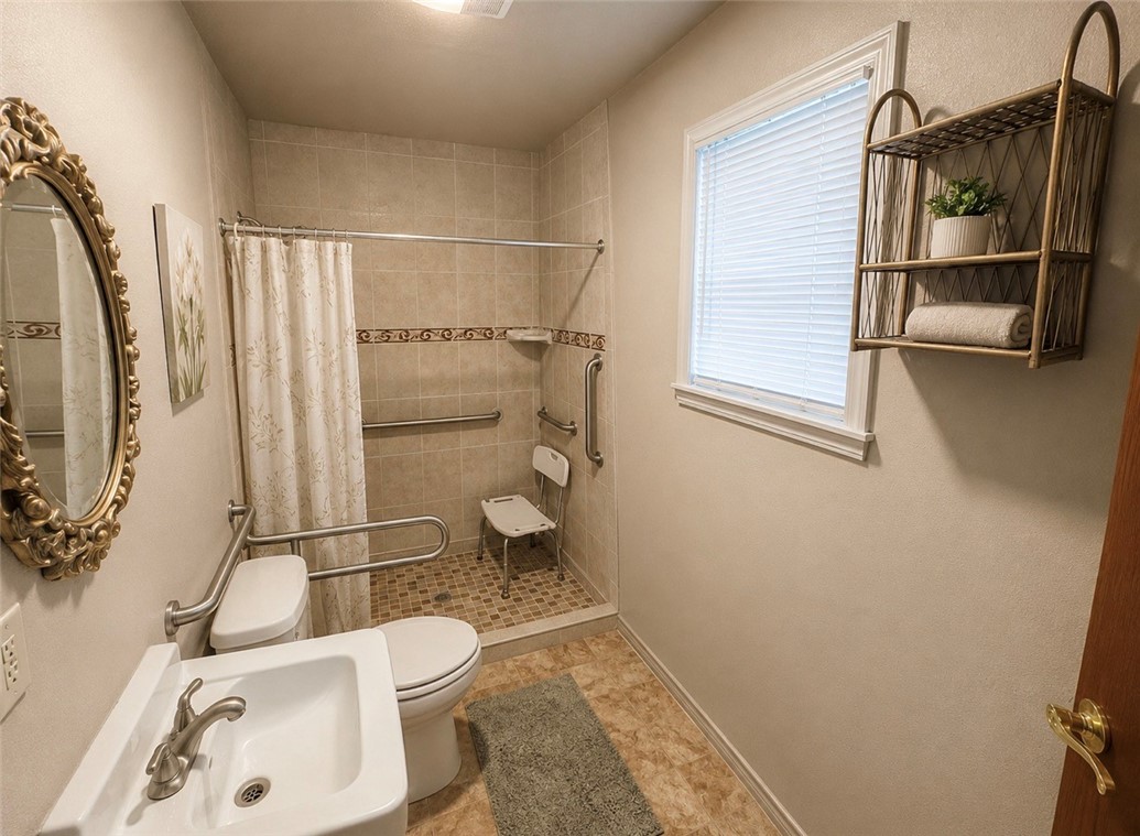 1315 Railroad St Property Photo 21
