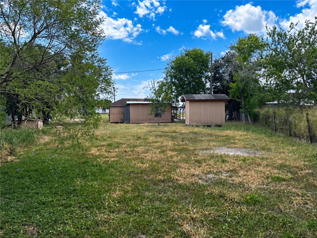1315 Railroad St Property Photo 25