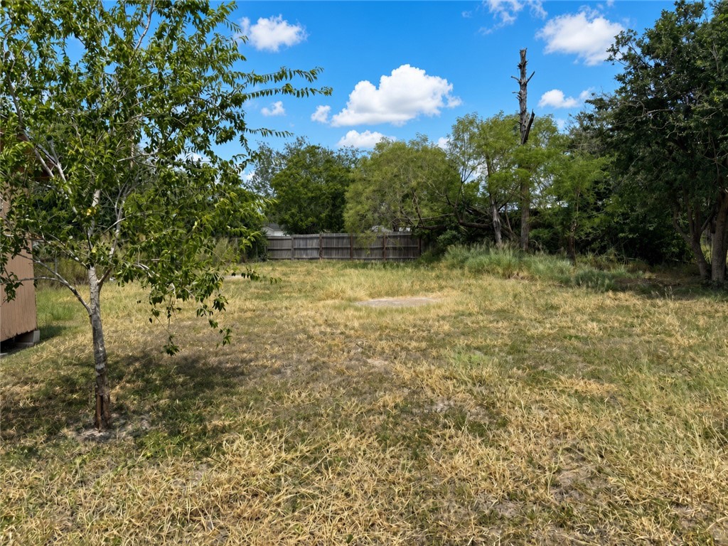 1315 Railroad St Property Photo 26