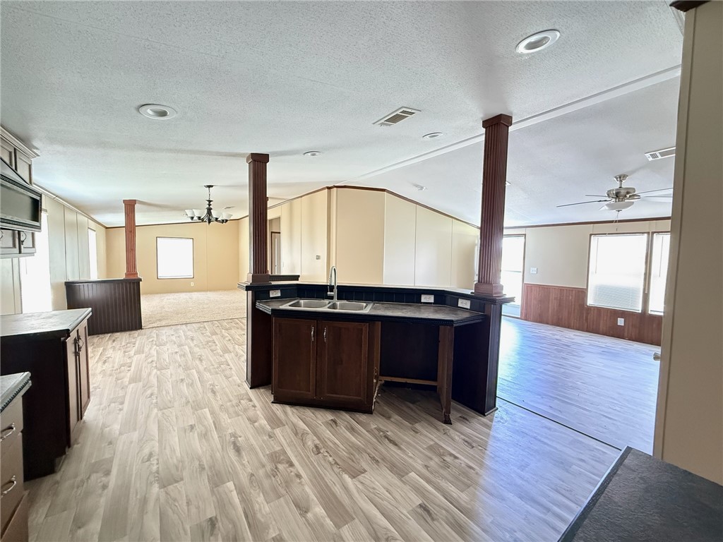 923 Fm 1683 Property Photo 4