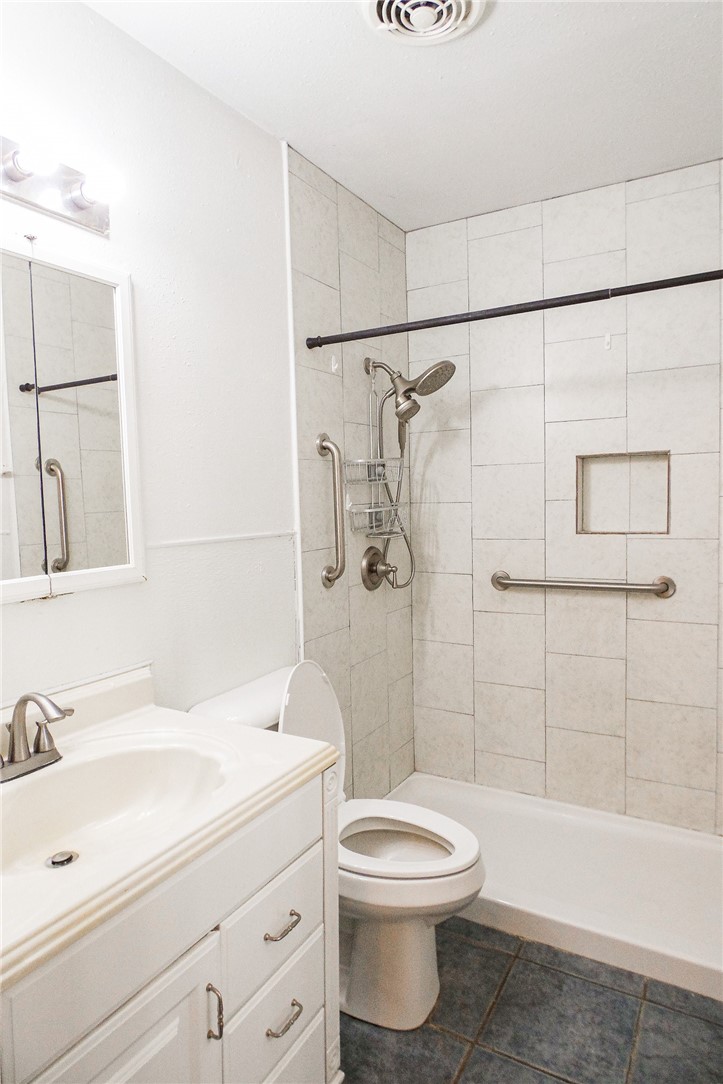 1604 Cadillac Property Photo 8