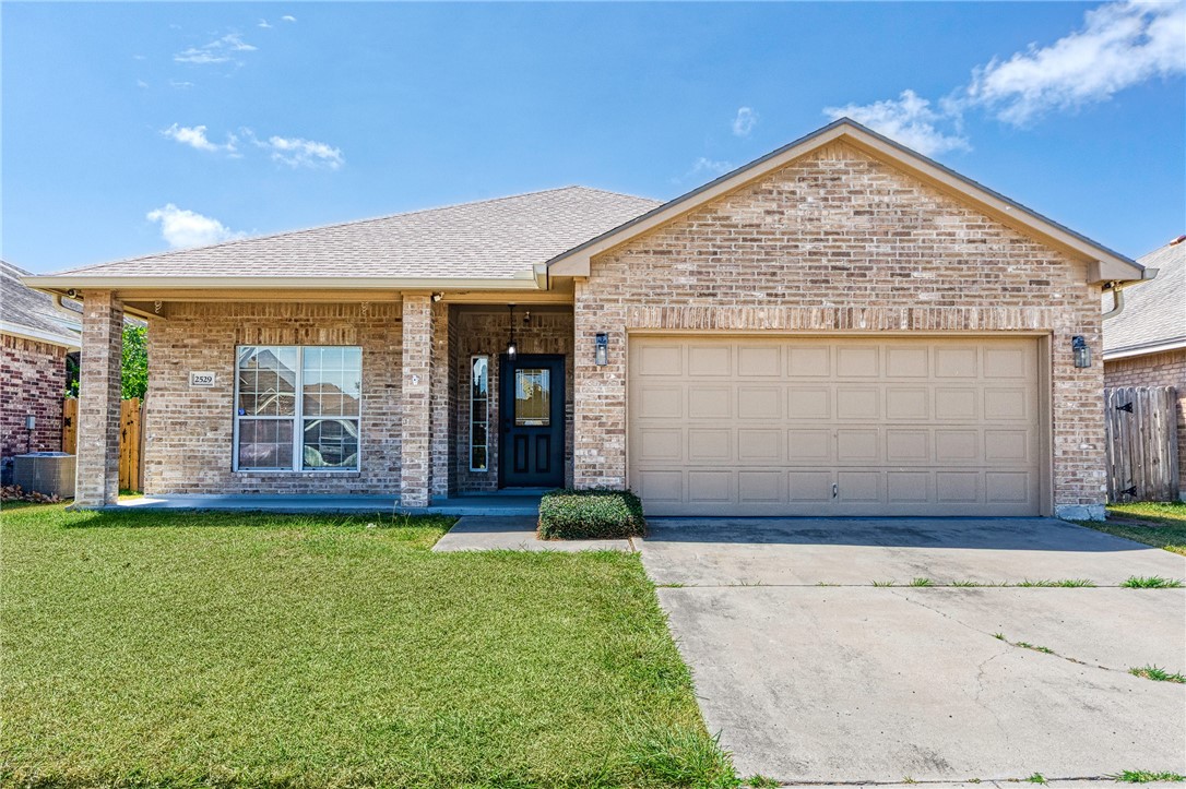 2529 Windrose Dr Property Photo 2
