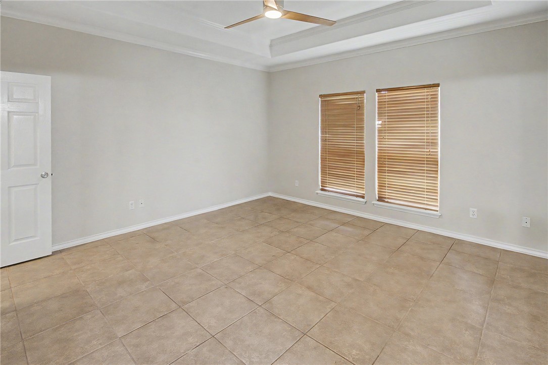 2529 Windrose Dr Property Photo 14