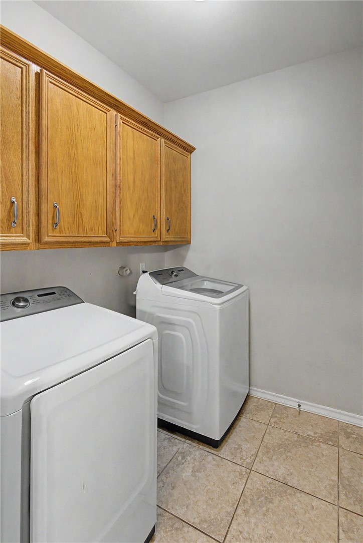 2529 Windrose Dr Property Photo 20