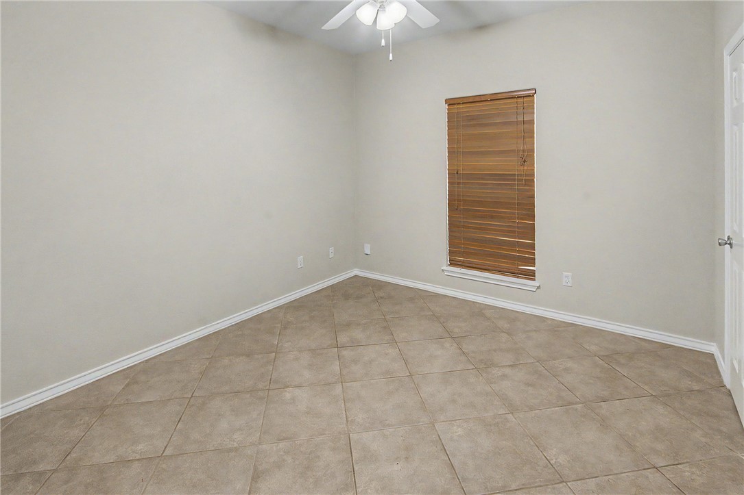 2529 Windrose Dr Property Photo 24