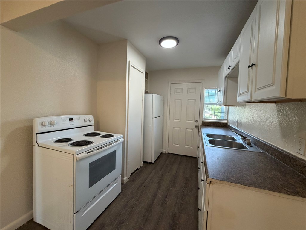 113 Blevins St Property Photo 5