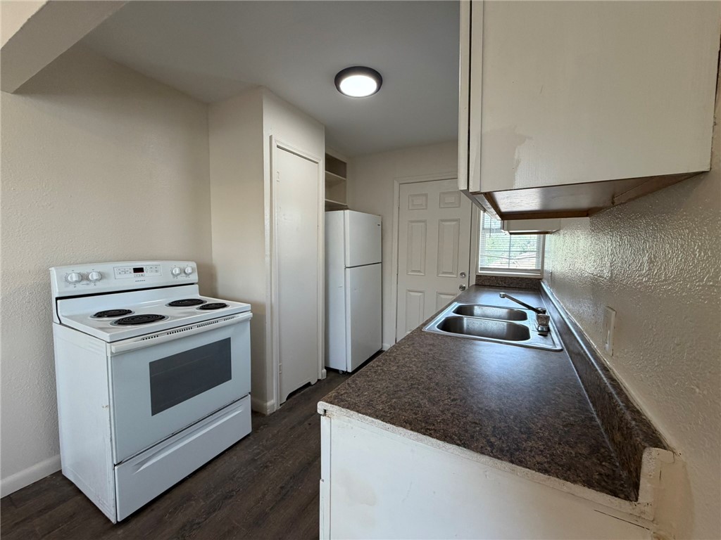 113 Blevins St Property Photo 7