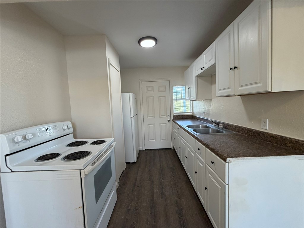 113 Blevins St Property Photo 9