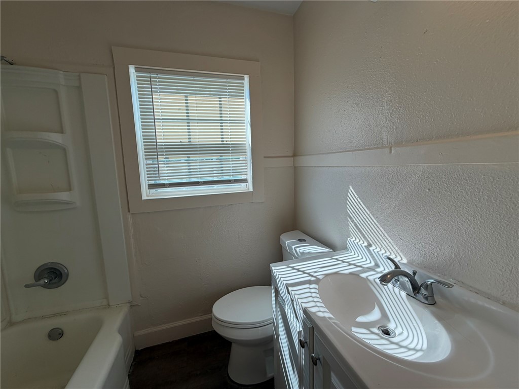 113 Blevins St Property Photo 14