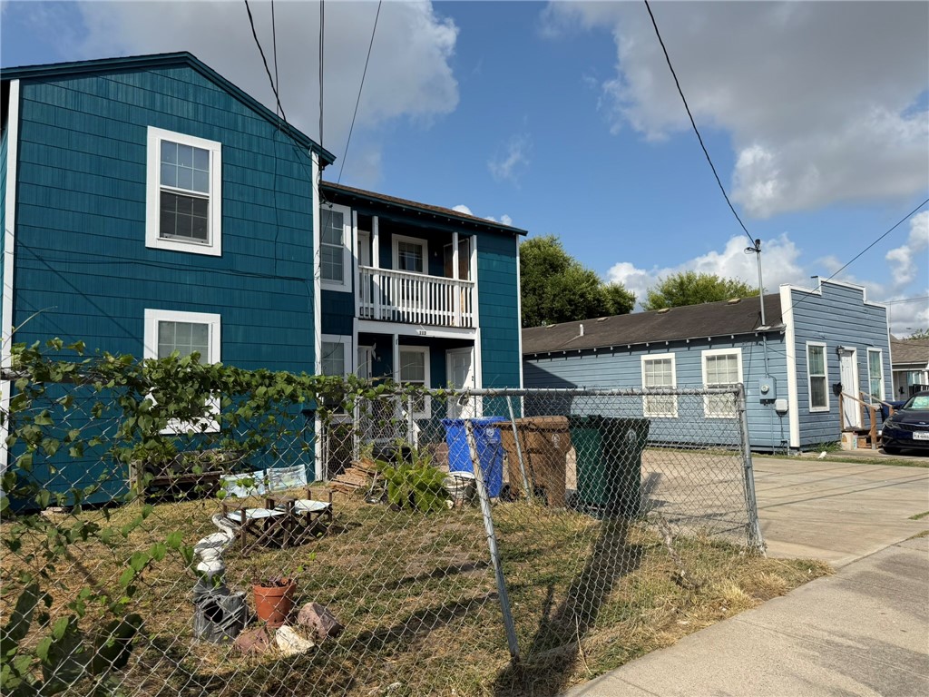 113 Blevins St Property Photo 19