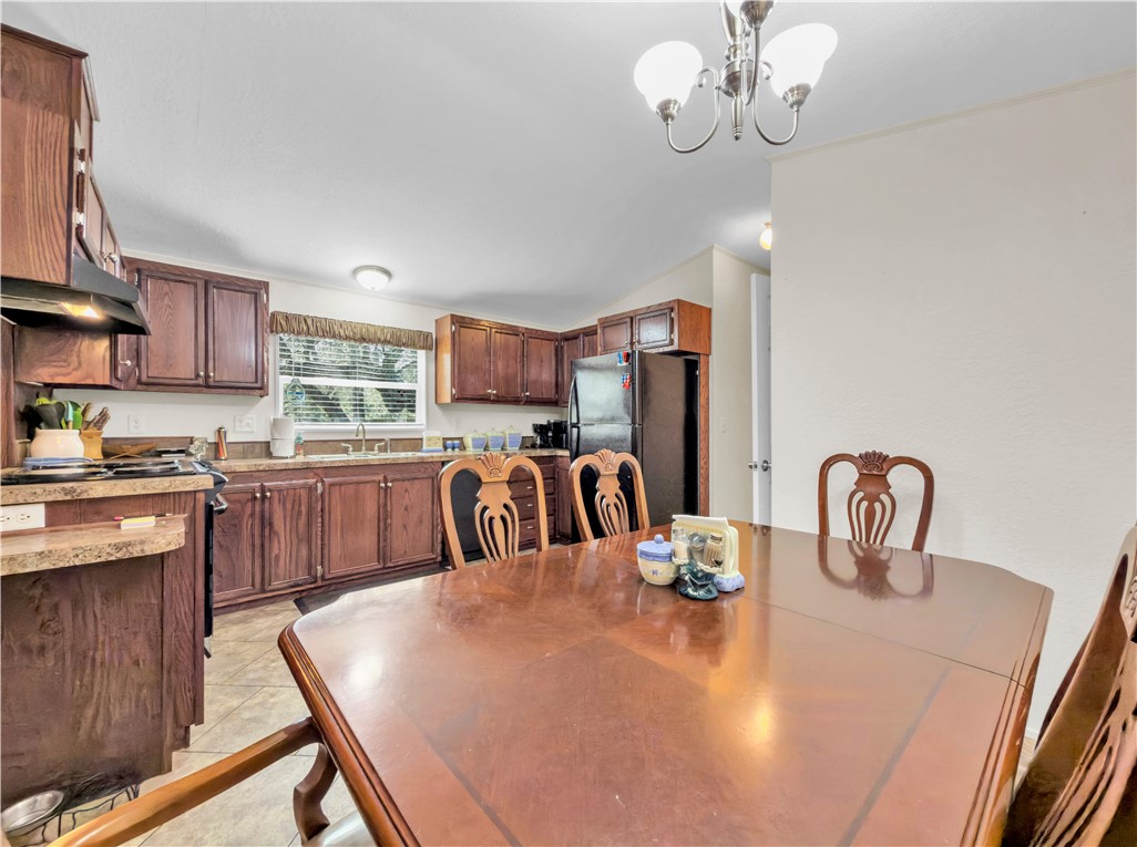 510 Rowe St Property Photo 13