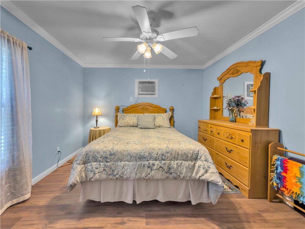 510 Rowe St Property Photo 23