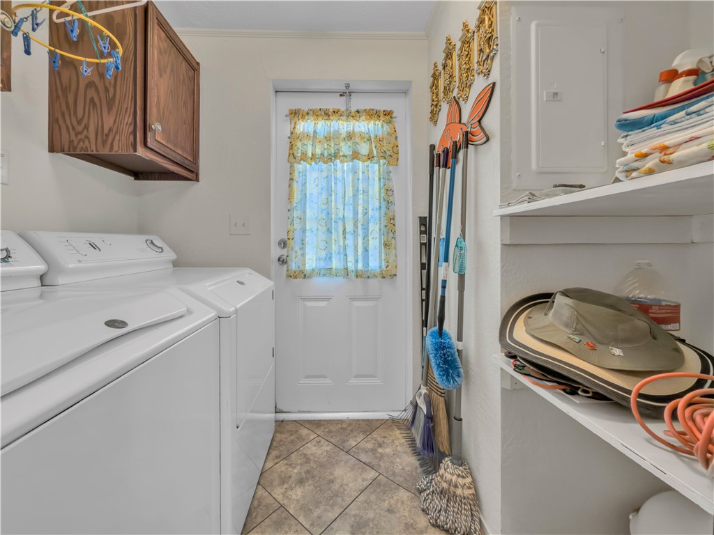 510 Rowe St Property Photo 27