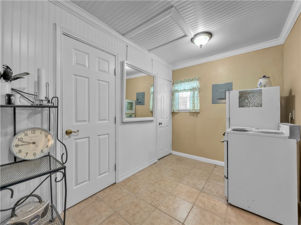 510 Rowe St Property Photo 37