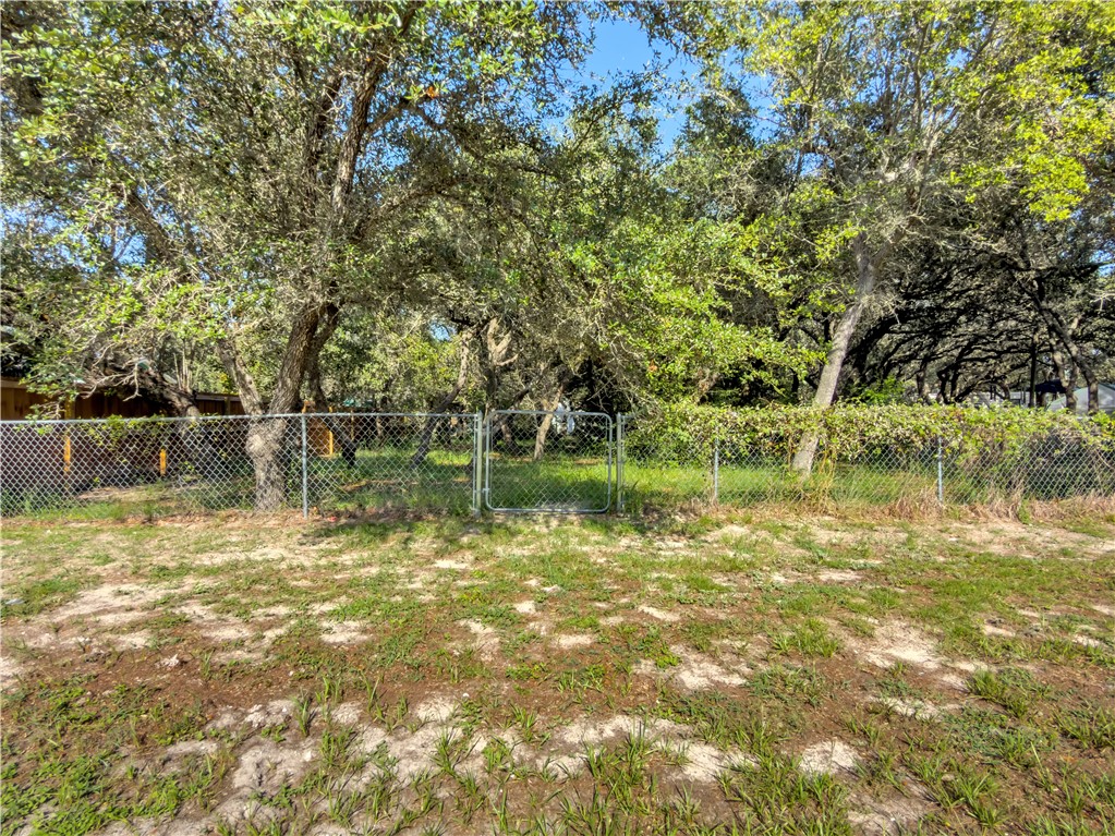 510 Rowe St Property Photo 39