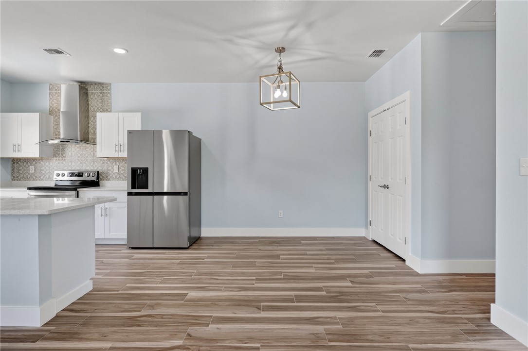 246 Post Oak Property Photo 7