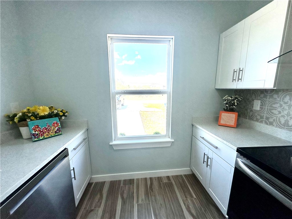 246 Post Oak Property Photo 7