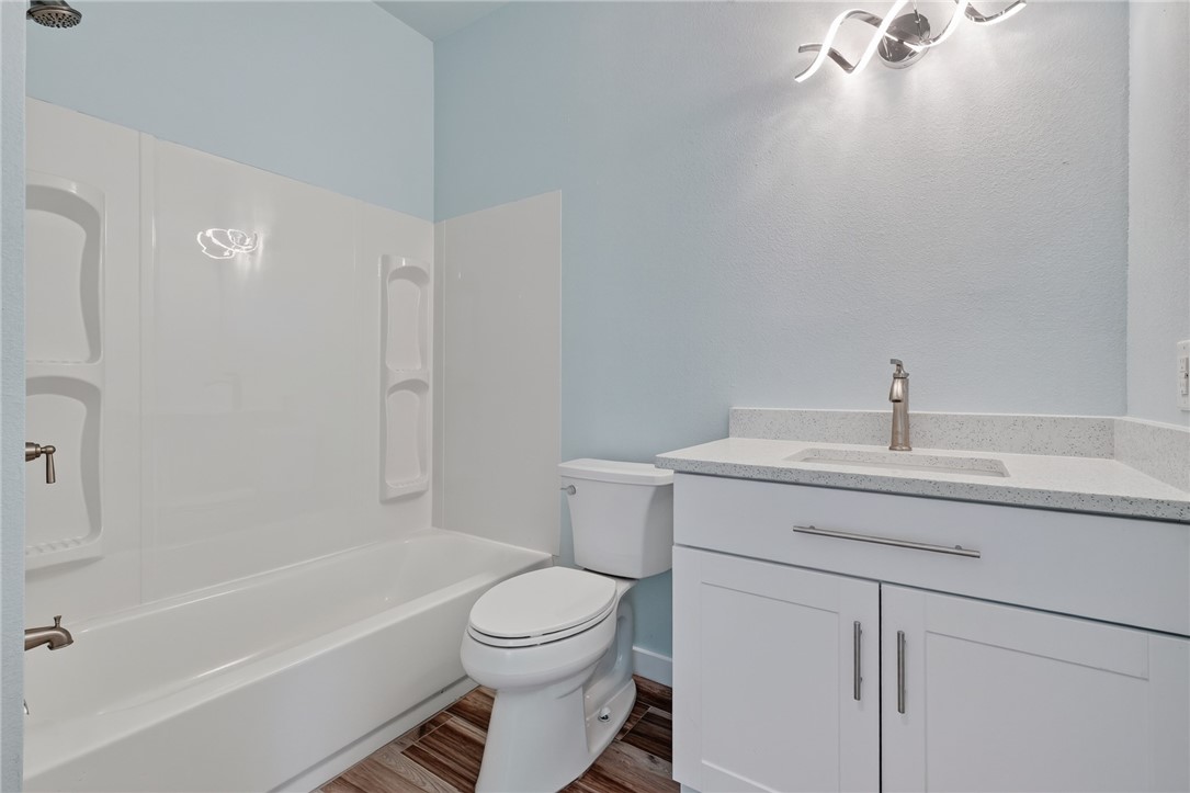 246 Post Oak Property Photo 16